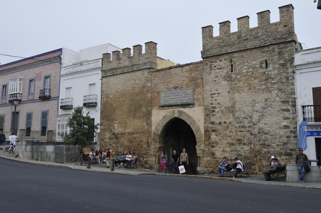 Hostal Tarifa -Recepcion Abierta Las 24H- Buitenkant foto